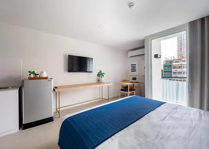 מלון Blu 395 Ari-saphan Khwai 4*