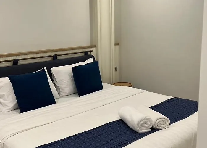 Blu 395 Ari-saphan Khwai Hotel 4*