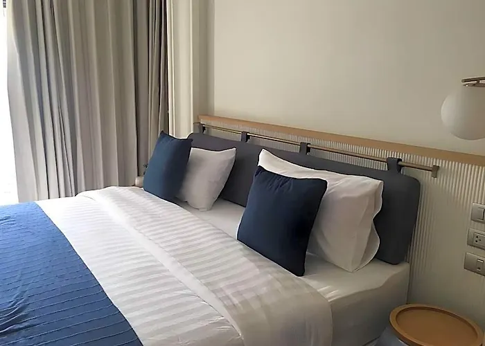 ホテル Blu 395 Ari-saphan Khwai 4*