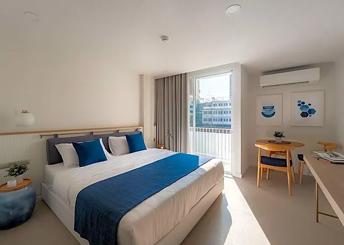 ホテル Blu 395 Ari-saphan Khwai 4*